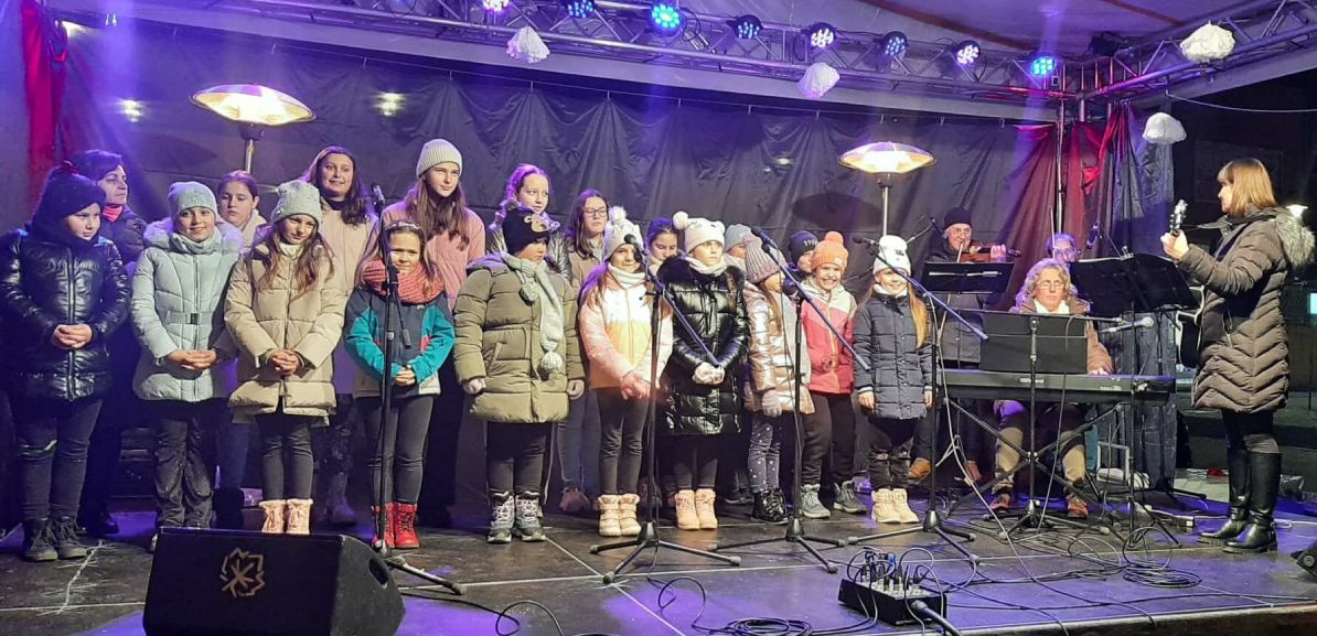 Csabai Advent 2025 01